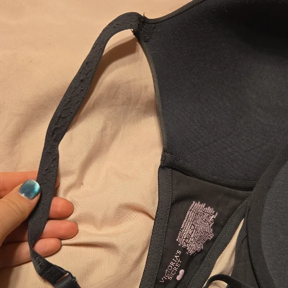 Victoria Secret Black Push Up Bra 38D - Picture 2 of 9